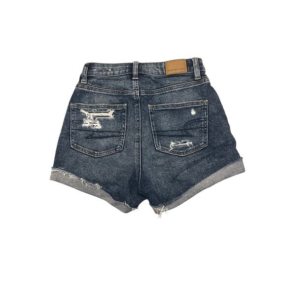 American Eagle Outfitters Distressed Mom Jean Short Size 00 - Picture 2 of 7
